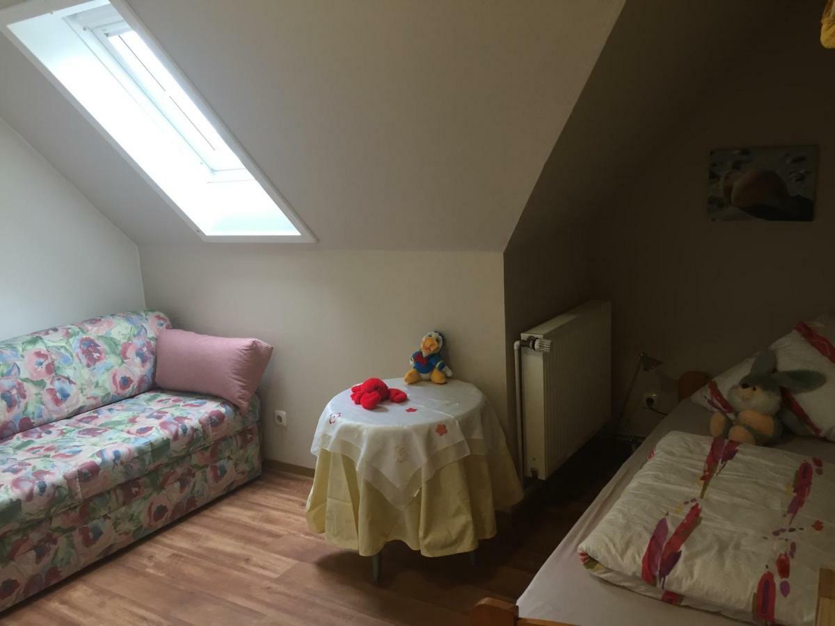Hof Olde Warft Apartment Oldenswort Bagian luar foto