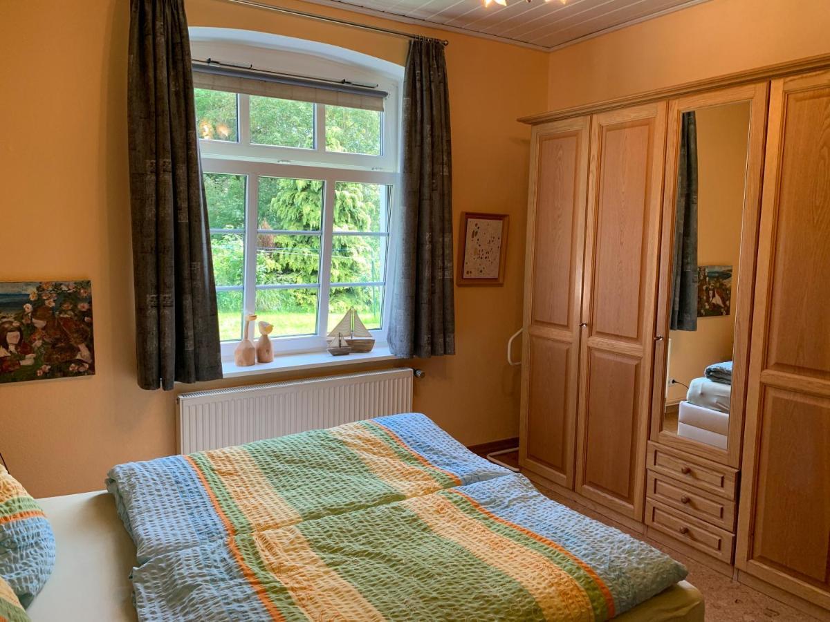 Hof Olde Warft Apartment Oldenswort Bagian luar foto